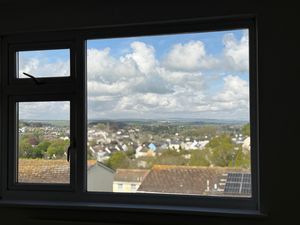 Photo 15- click for photo gallery